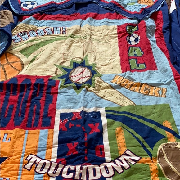 Comforter - Picture 4 of 4